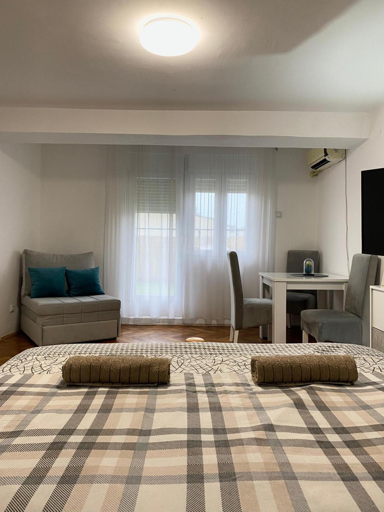 Panorama Royal Vracar Appartement Belgrado Kamer foto